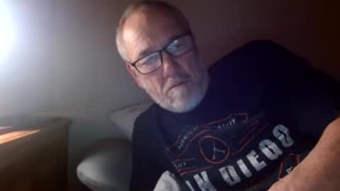 mrtease5 online show from 4, 4, 2026