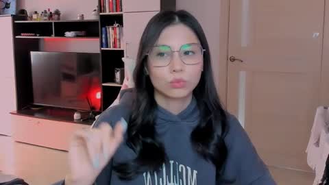 Snapshot of ms_emily_ chatting on 23, 4, 2026 ms_emily_ online show from 23, 4, 2026