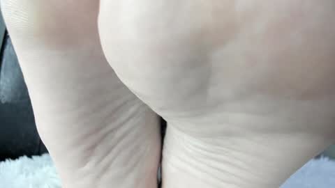 Snapshot of ms_enigma chatting on 14, 1, 2025 Goddess. Miss. Lady.  Queen. Madam Milady online show from 14, 1, 2025