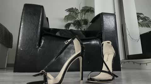 Snapshot of ms_enigma chatting on 9, 3, 2025 Goddess. Miss. Lady.  Queen. Madam Milady online show from 9, 3, 2025