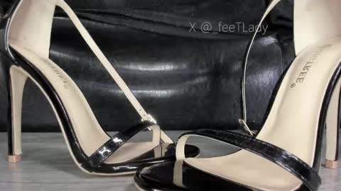 Snapshot of ms_enigma chatting on 14, 10, 2025 Goddess. Miss. Lady.  Queen. Madam Milady online show from 14, 10, 2025