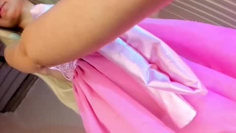 Annabelle  online show from 14, 9, 2025