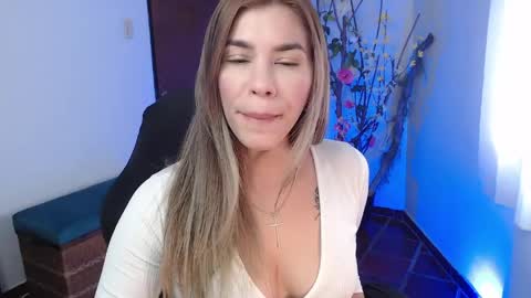 Sofia online show from 7, 4, 2026