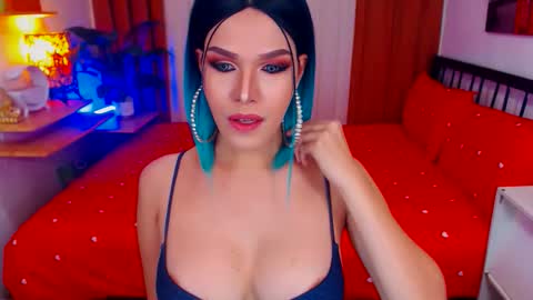Snapshot of mshardhugedickx chatting on 5, 4, 2026 Goddess Tyra online show from 5, 4, 2026