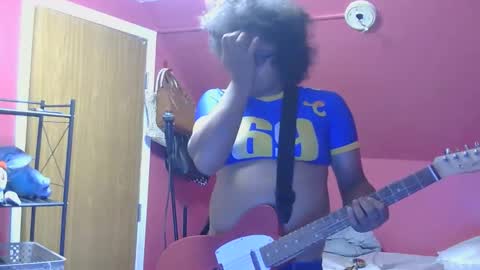 Snapshot of msmorganmills chatting on 10, 5, 2026 Morgan Mills online show from 10, 5, 2026
