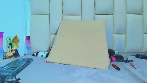 FERNANDA 3 online show from 5, 3, 2026