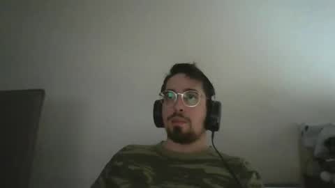 Snapshot of mthfckmuffin chatting on 13, 12, 2024 Magferd online show from 13, 12, 2024