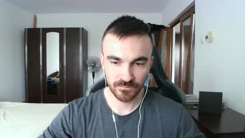 Victor online show from 5, 10, 2025