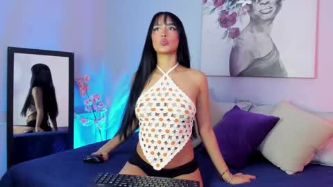 Snapshot of muaan_ chatting on 18, 4, 2026 muaan online show from 18, 4, 2026