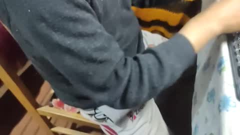 Snapshot of muchachosam chatting on 4, 10, 2025 zenon online show from 4, 10, 2025