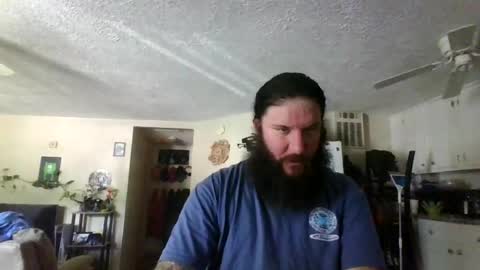 Snapshot of mudge chatting on 26, 6, 2026 Mudge online show from 26, 6, 2026
