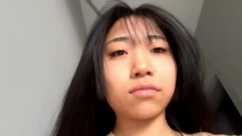 Mia online show from 2, 4, 2026