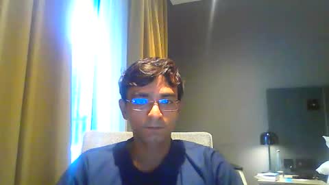 Snapshot of mumbaimonster8inch chatting on 27, 9, 2025 rajesh engineer online show from 27, 9, 2025