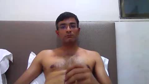 Snapshot of mumbaimonster8inch chatting on 10, 10, 2025 rajesh engineer online show from 10, 10, 2025