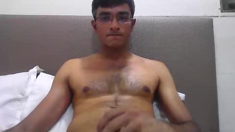 Snapshot of mumbaimonster8inch chatting on 16, 10, 2025 rajesh engineer online show from 16, 10, 2025