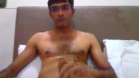 Snapshot of mumbaimonster8inch chatting on 29, 10, 2025 rajesh engineer online show from 29, 10, 2025