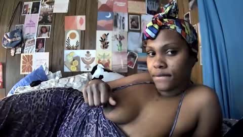 mumnxdor online show from 15, 12, 2025