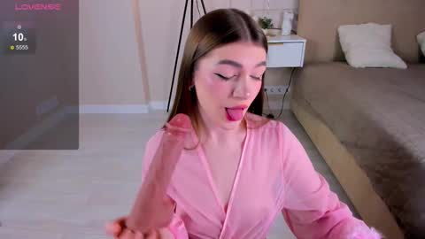 Luna online show from 3, 11, 2025