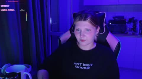 Snapshot of mura_muur chatting on 27, 6, 2026 Milana online show from 27, 6, 2026