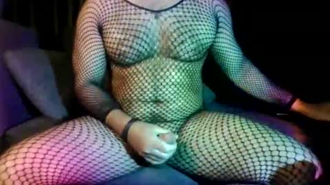 Snapshot of muscbttmbitch chatting on 18, 5, 2026 muscbttmbitch online show from 18, 5, 2026
