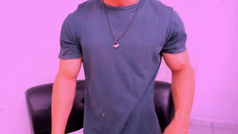Snapshot of muscle_man07 chatting on 9, 5, 2026 Muscle Man online show from 9, 5, 2026