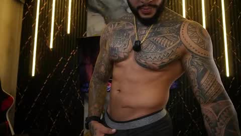 Snapshot of muscle_man19 chatting on 20, 5, 2026 Nick online show from 20, 5, 2026