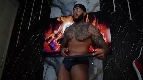 Snapshot of muscle_man19 chatting on 14, 7, 2026 Nick online show from 14, 7, 2026