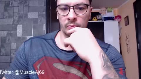 Snapshot of muscleaj69 chatting on 8, 2, 2025 AJ online show from 8, 2, 2025