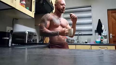 Snapshot of muscledaddy69s chatting on 7, 1, 2026 muscledaddy69s online show from 7, 1, 2026