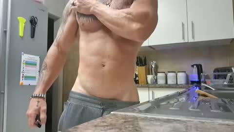 Snapshot of muscledaddy69s chatting on 7, 5, 2026 muscledaddy69s online show from 7, 5, 2026