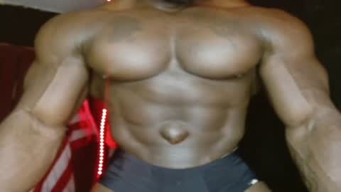 Snapshot of musclegodsammy23 chatting on 21, 7, 2026 musclegod23 online show from 21, 7, 2026