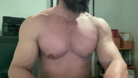 Snapshot of musclelogan chatting on 6, 11, 2025 Logan online show from 6, 11, 2025