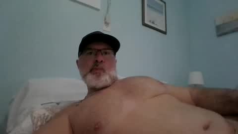 Snapshot of musclemeat41 chatting on 4, 3, 2026 musclemeat41 online show from 4, 3, 2026