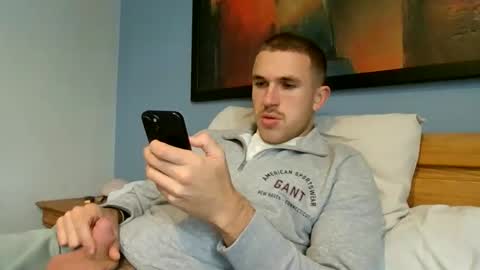 muscleshow00 online show from 12, 1, 2026