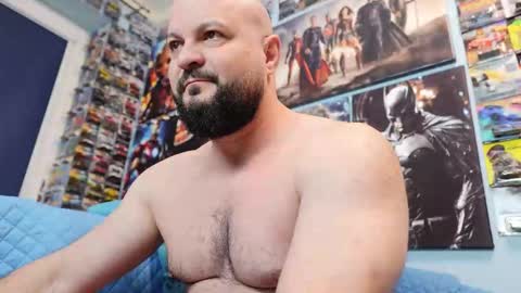 Snapshot of muscular_bear chatting on 8, 3, 2026 Chris online show from 8, 3, 2026