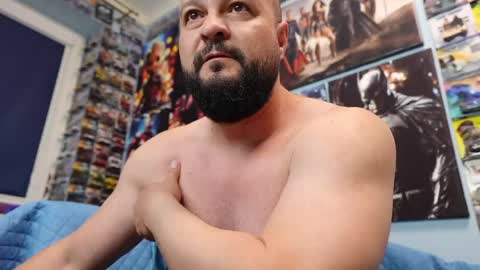 Snapshot of muscular_bear chatting on 6, 5, 2026 Chris online show from 6, 5, 2026