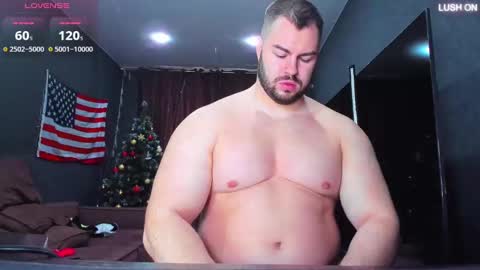 Snapshot of muscularjohnforu chatting on 12, 2, 2025 click icon for peach online show from 12, 2, 2025