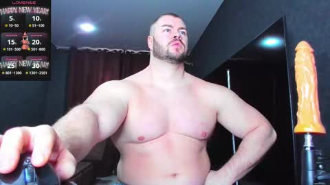 Snapshot of muscularjohnforu chatting on 6, 3, 2025 click icon for peach online show from 6, 3, 2025