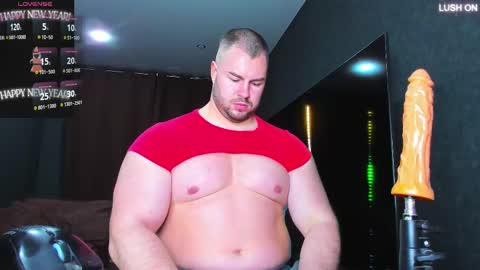 Snapshot of muscularjohnforu chatting on 10, 3, 2025 click icon for peach online show from 10, 3, 2025