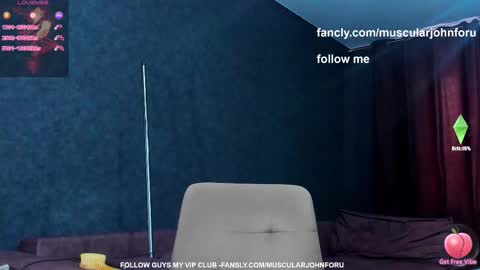 Snapshot of muscularjohnforu chatting on 22, 9, 2025 click icon for peach online show from 22, 9, 2025