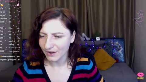 Snapshot of muse_kitty_jenia chatting on 4, 3, 2025 Jenya online show from 4, 3, 2025