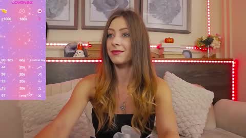 Luna  online show from 25, 10, 2025