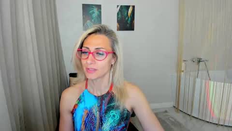 Snapshot of museofstage chatting on 24, 6, 2026 Diana online show from 24, 6, 2026