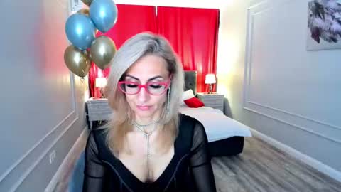 Snapshot of museofstage chatting on 6, 7, 2026 Diana online show from 6, 7, 2026
