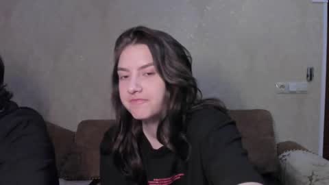 Snapshot of muuur_love chatting on 16, 2, 2026 cute couple online show from 16, 2, 2026