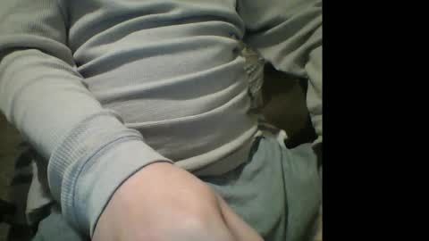 Snapshot of muzicdaddy4200 chatting on 5, 2, 2026 SubDaddy420 online show from 5, 2, 2026