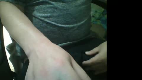 Snapshot of muzicdaddy4200 chatting on 14, 5, 2026 SubDaddy420 online show from 14, 5, 2026