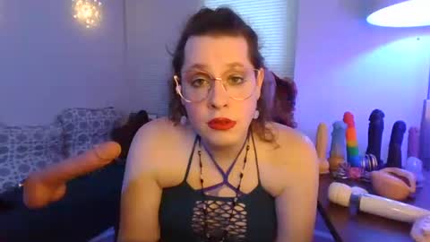 Snapshot of mxsissycharlotte chatting on 21, 4, 2026 Mx Charlotte online show from 21, 4, 2026