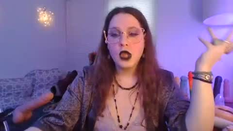 Snapshot of mxsissycharlotte chatting on 27, 4, 2026 Mx Charlotte online show from 27, 4, 2026