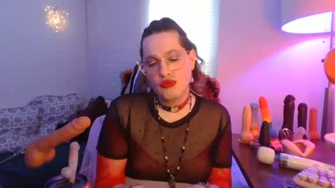 Snapshot of mxsissycharlotte chatting on 28, 4, 2026 Mx Charlotte online show from 28, 4, 2026